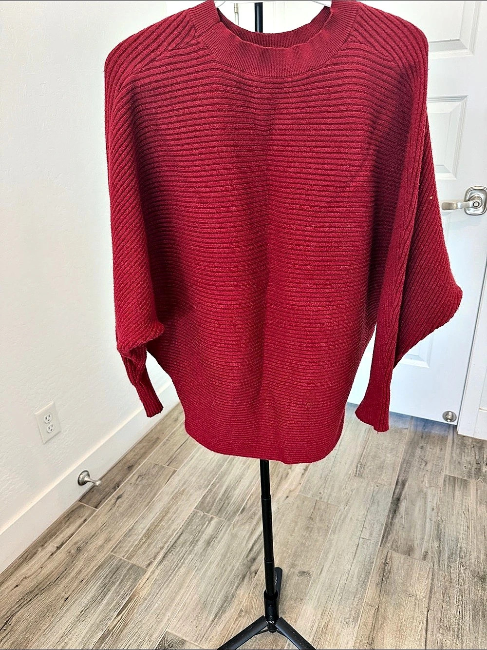 Red Textured Crew Neck Sweater Like New